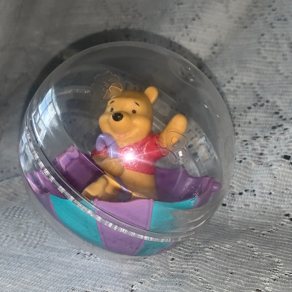 Disney Plastic Rattling Rolling Winnie The Pooh Clear Ball Sensory Toy VTG